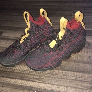 Nike LeBron James 15